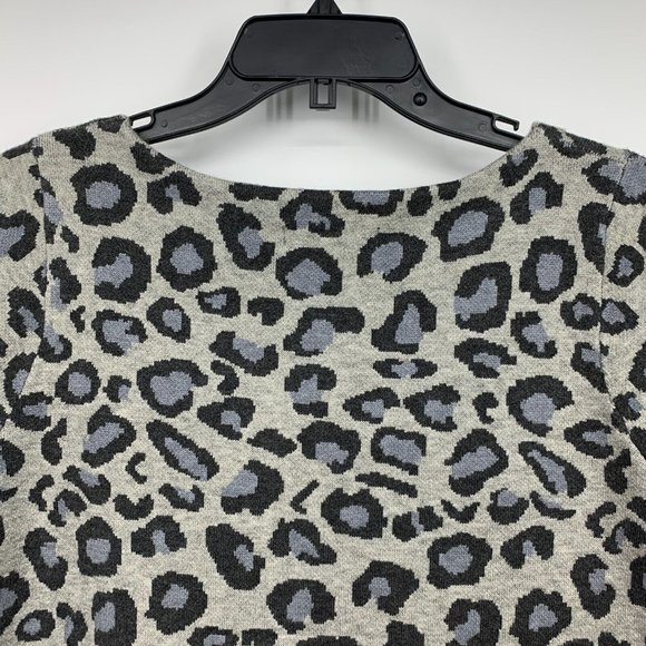 Tahari Sweater Gray Black Leopard Print 3/4 Sleeve Knit Stretch - Picture 8 of 9